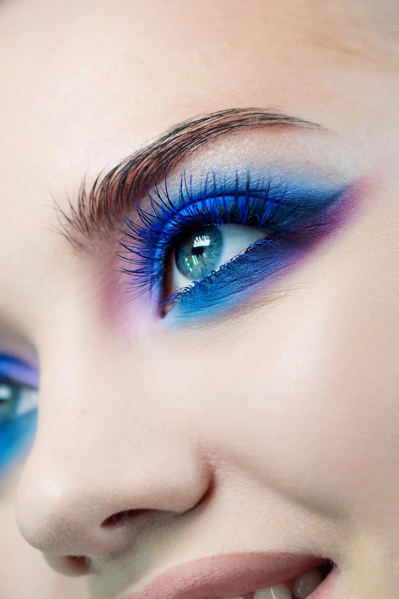 aden cosmetics Electric Blue Kék Szempillaspirál